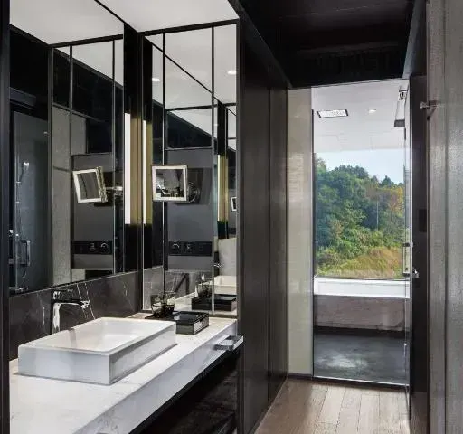 Hilton Ningbo Dongqian Lake，照片 1