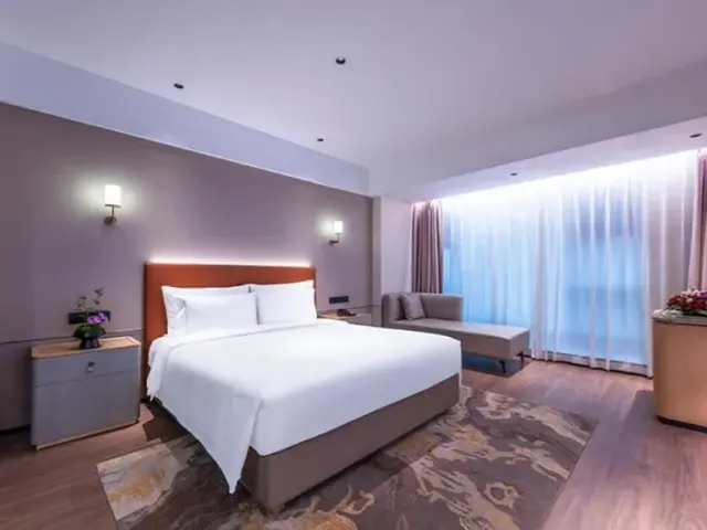 Wyndham Grand Plaza Royale Ningbo，照片 1