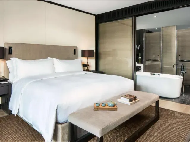 Hilton Ningbo Dongqian Lake，照片 5