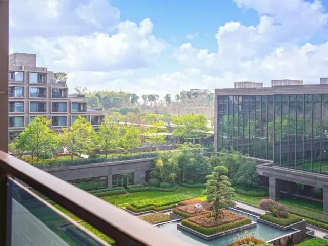 Hilton Ningbo Dongqian Lake，照片 4